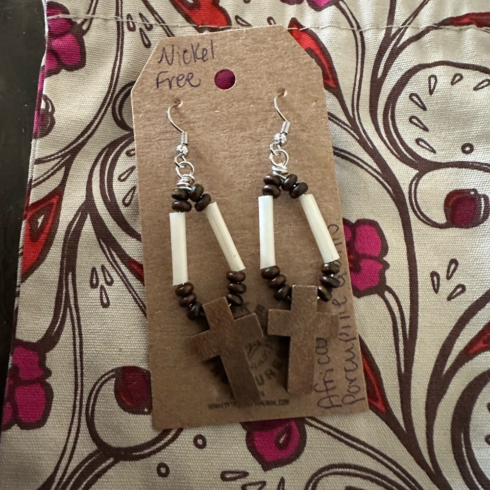 Hand Made Brown and Cream Cross Earrings New